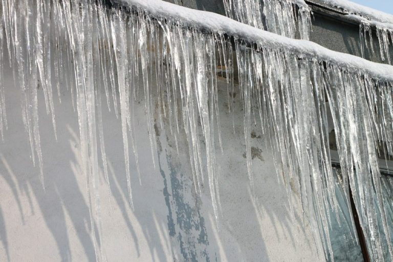 Ice-dams-1024x682