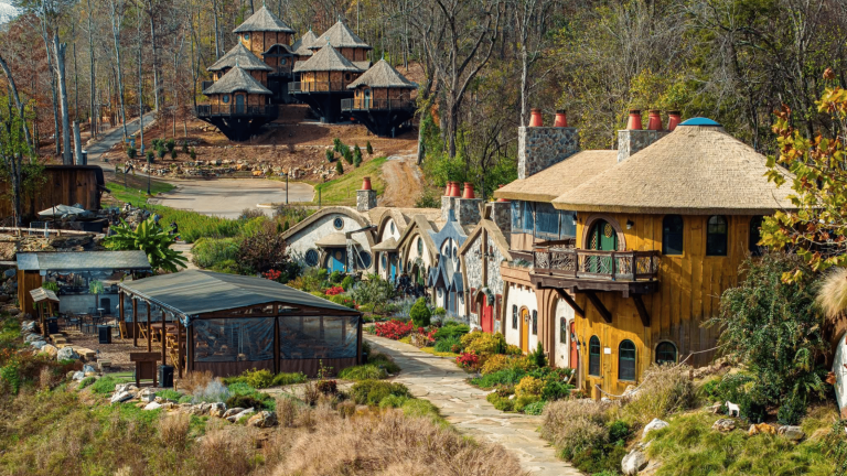 Synthetic Thatch Manufacturing