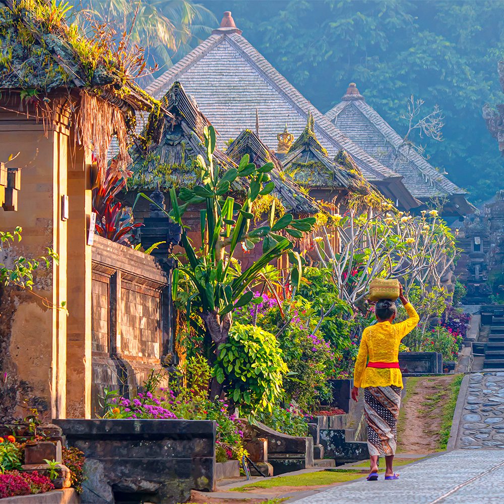 Original Synthetic Thatch Manufacturing Performance